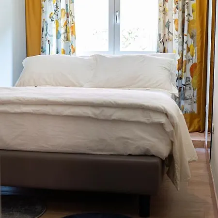 Maison Valverde 65 アパート